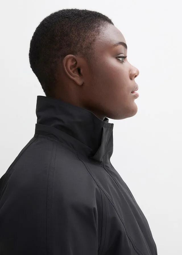 Abrigo de lluvia, impermeable Negro