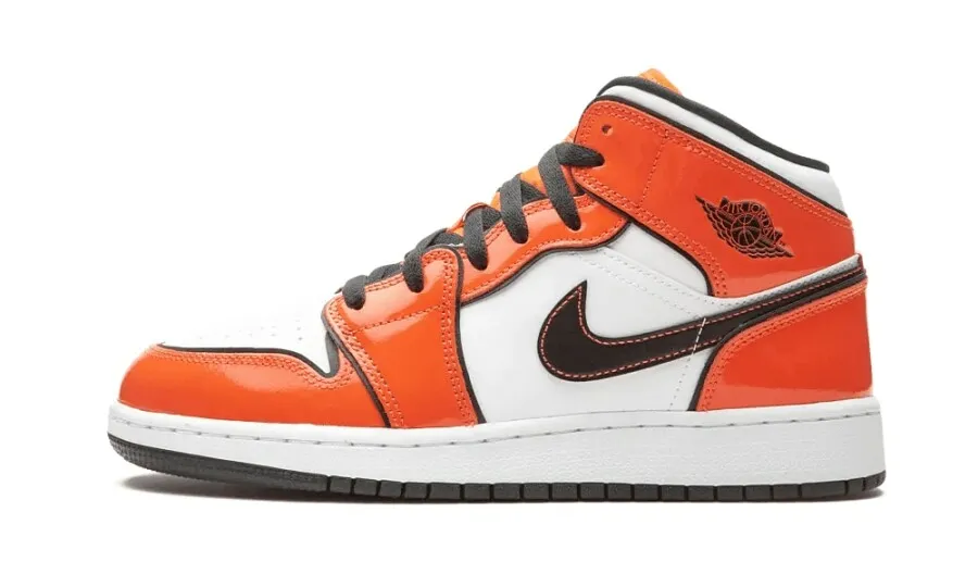 Air Jordan 1 Mid SE 'Turf Orange' (GS)