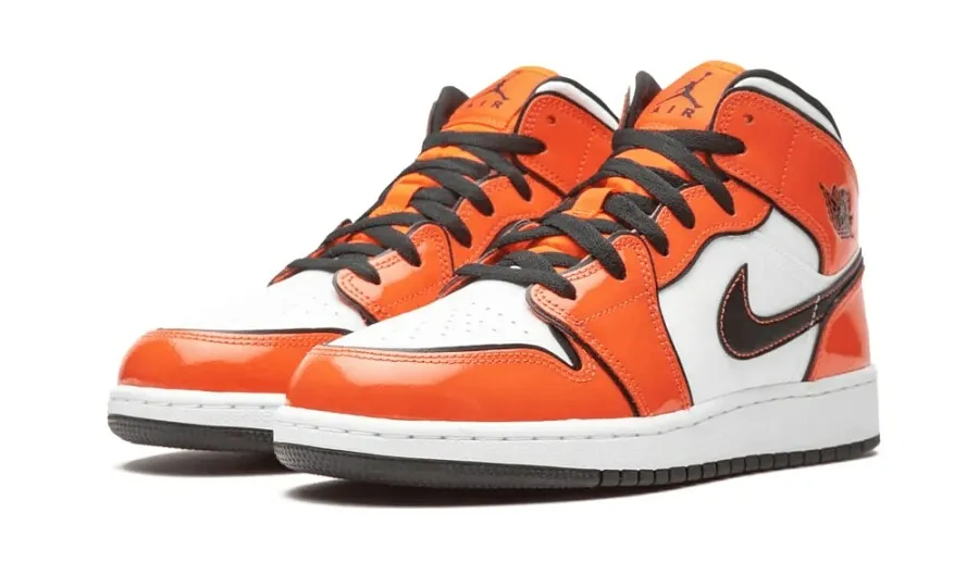 Air Jordan 1 Mid SE 'Turf Orange' (GS)