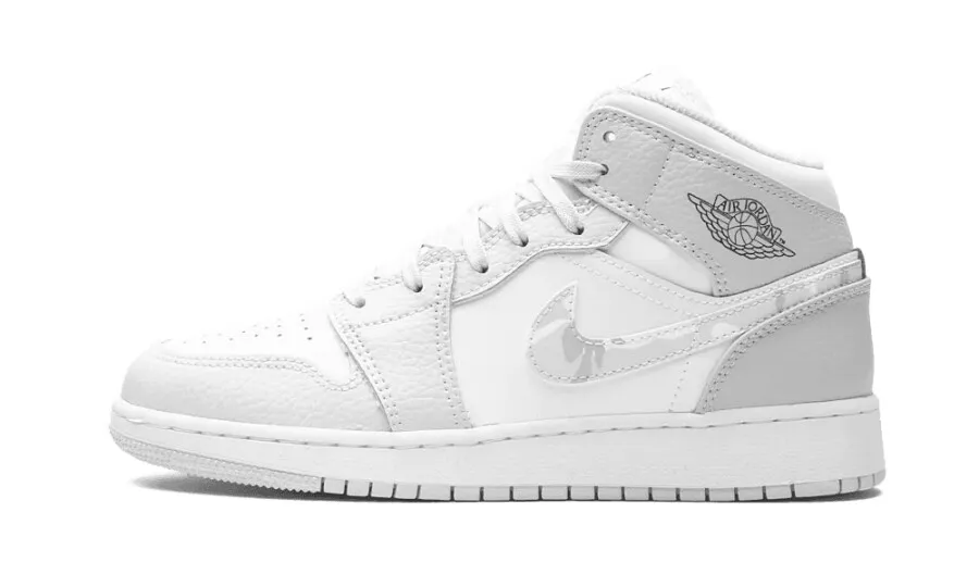 AIR JORDAN 1 MID SE SWOOSH LOGO  GREY CAMO (GS)