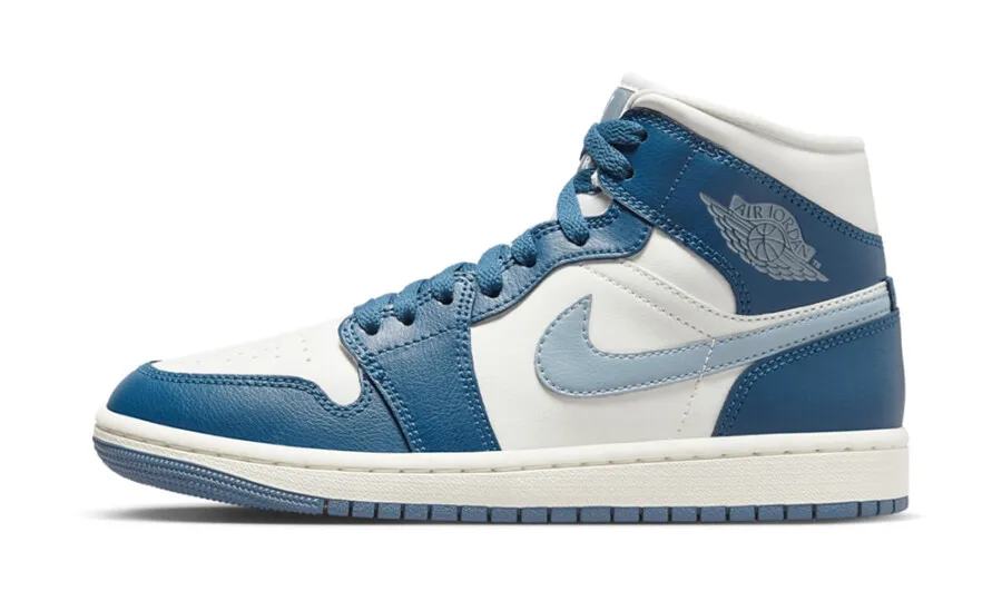 Air Jordan 1 Mid WMNS 'Sky French Blue'