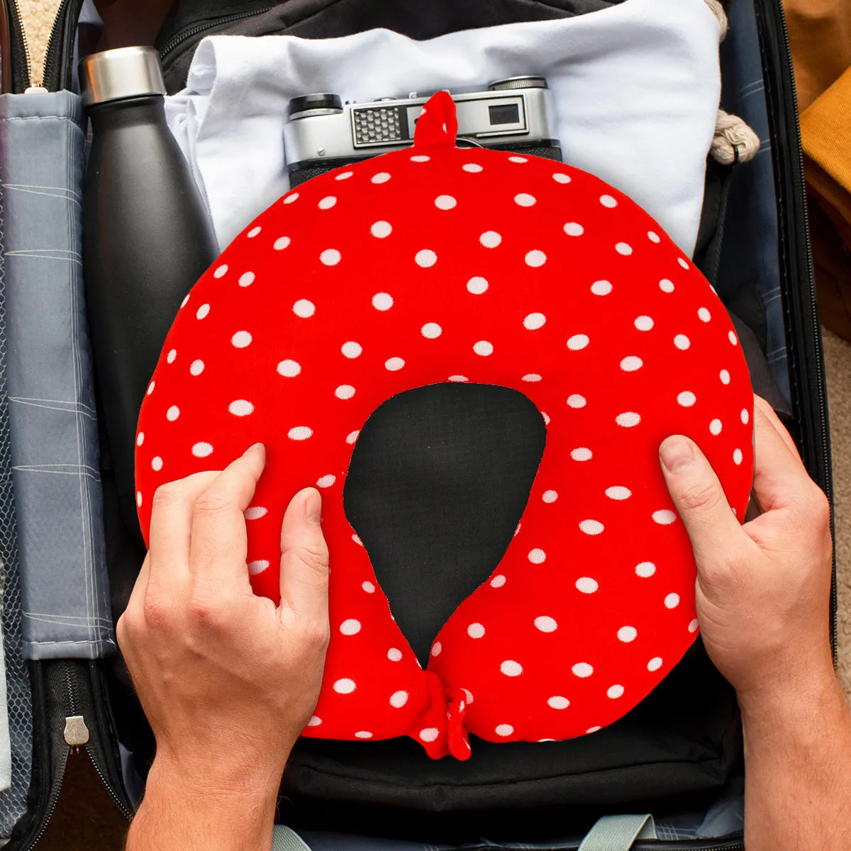Almohada de Viaje para Cuello con Diseo de Bolitas