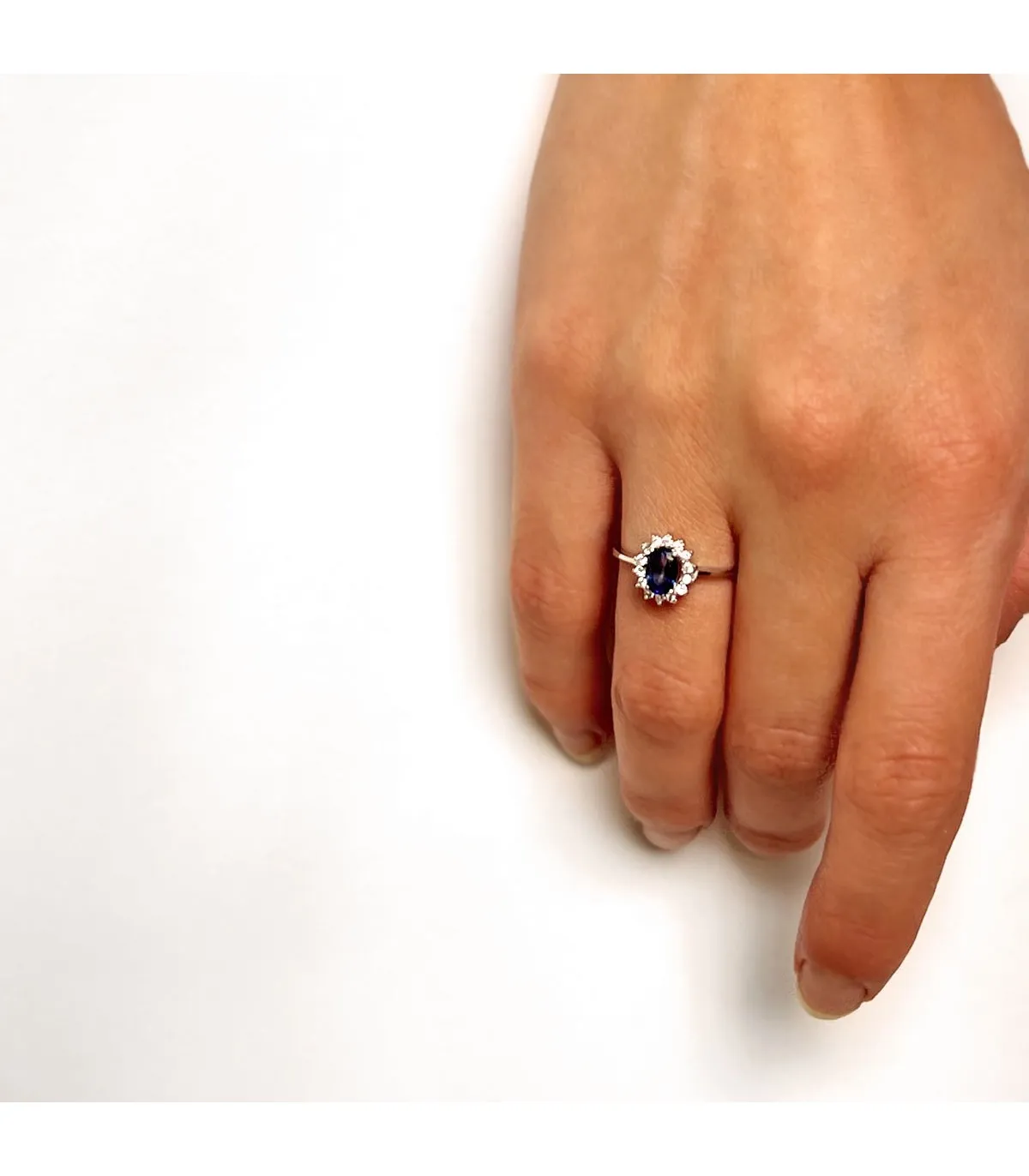 Bague Jasmin 0.14 Ct. 18 K Saphir 0.62 Ct.