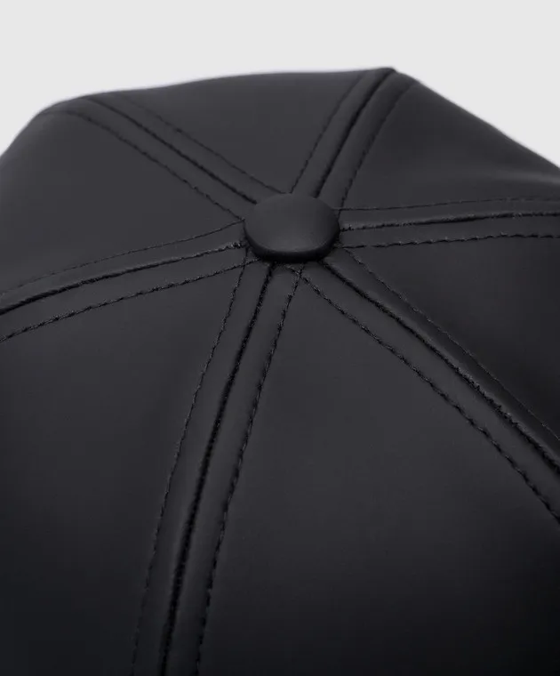 Balmain Black cap with logo patch