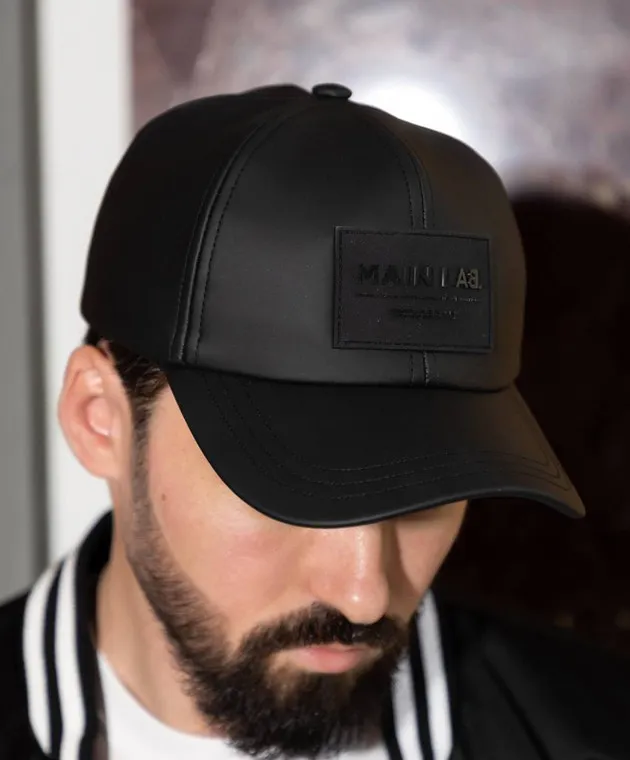 Balmain Black cap with logo patch