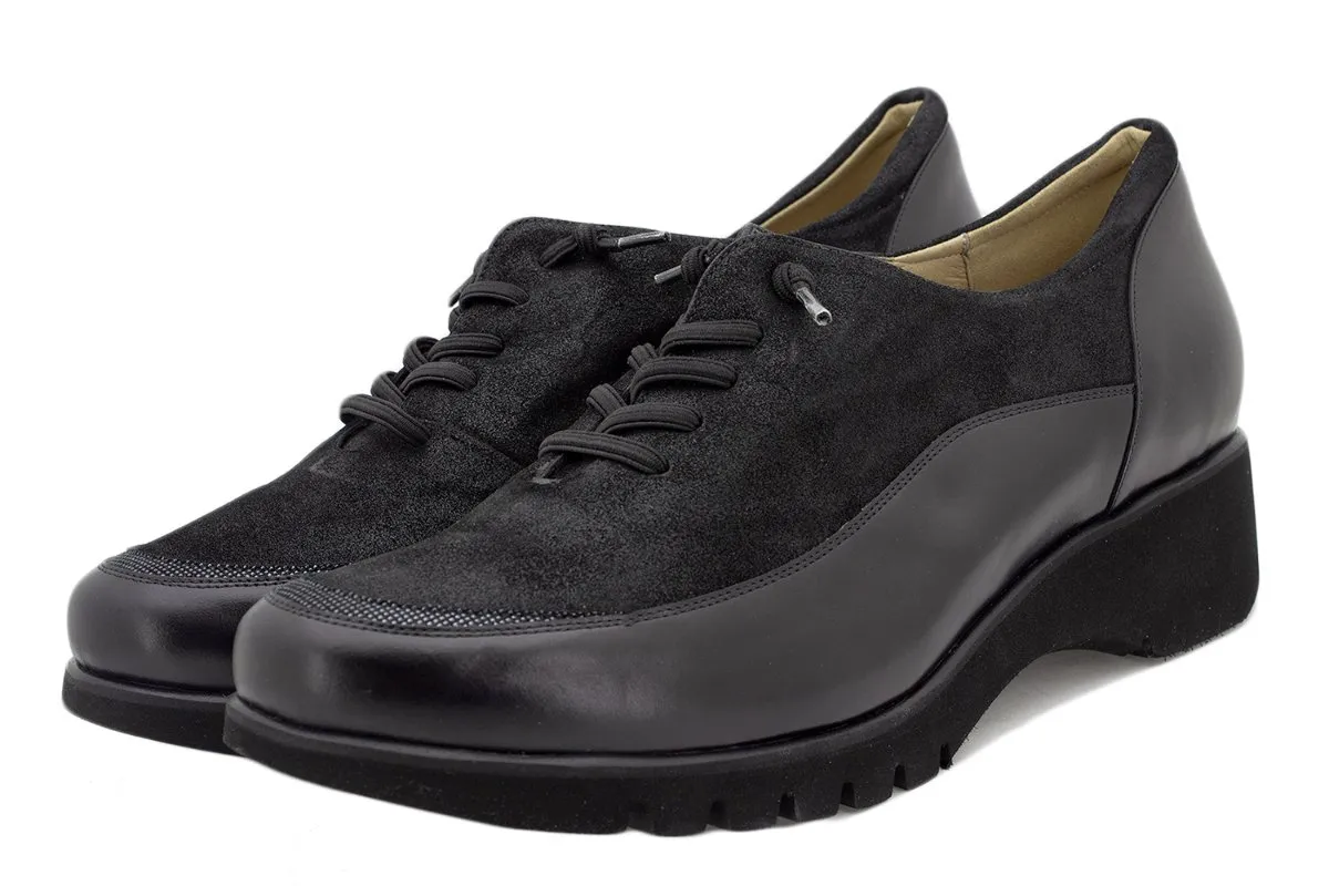 BLACK LEATHER LACEUP SHOE
