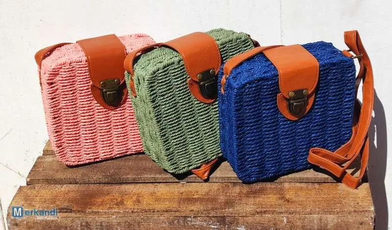 Bolsos verano 2022 lote surtido REF: 3152 REF: 3152