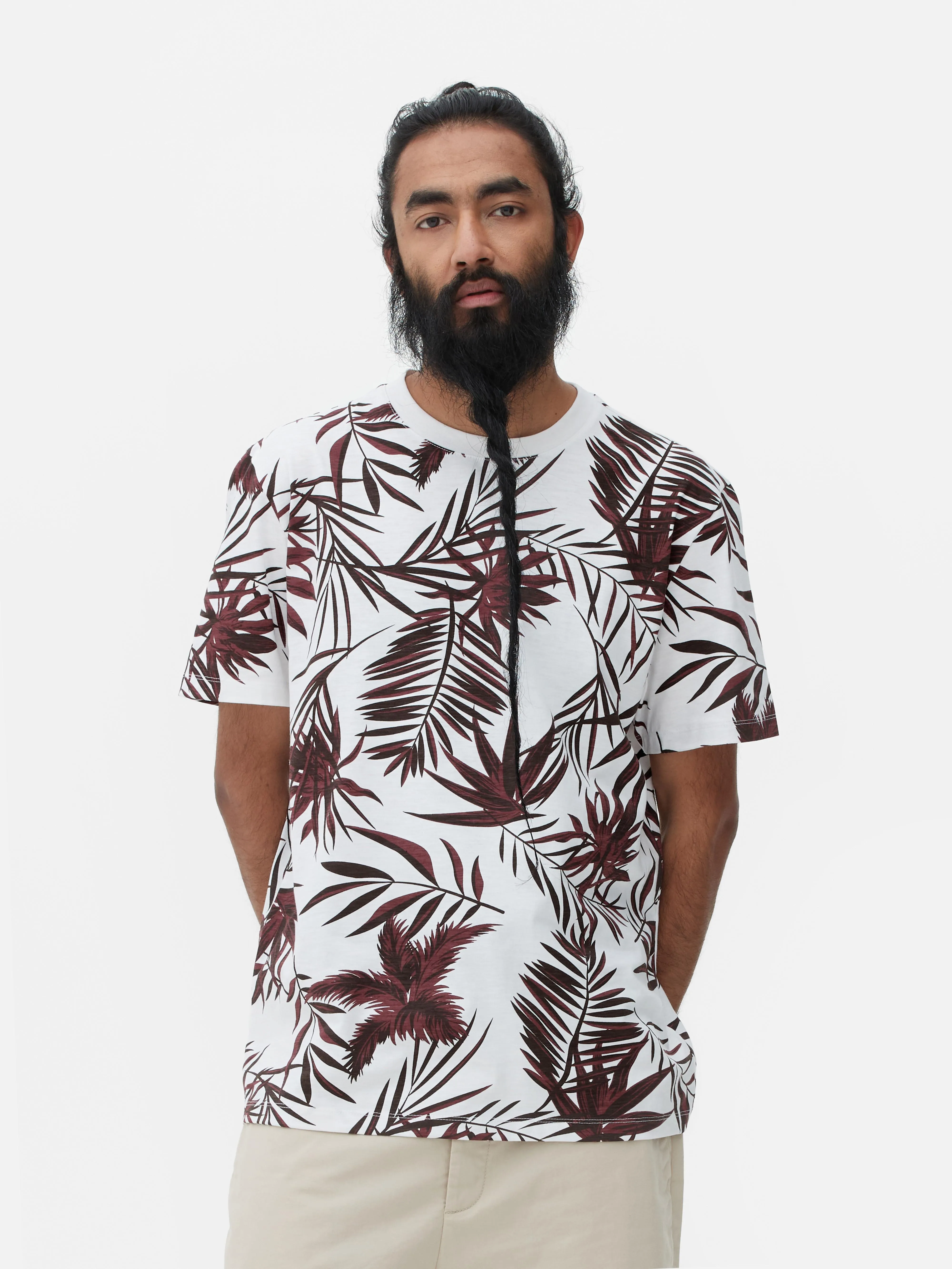 Camiseta con estampado botánico