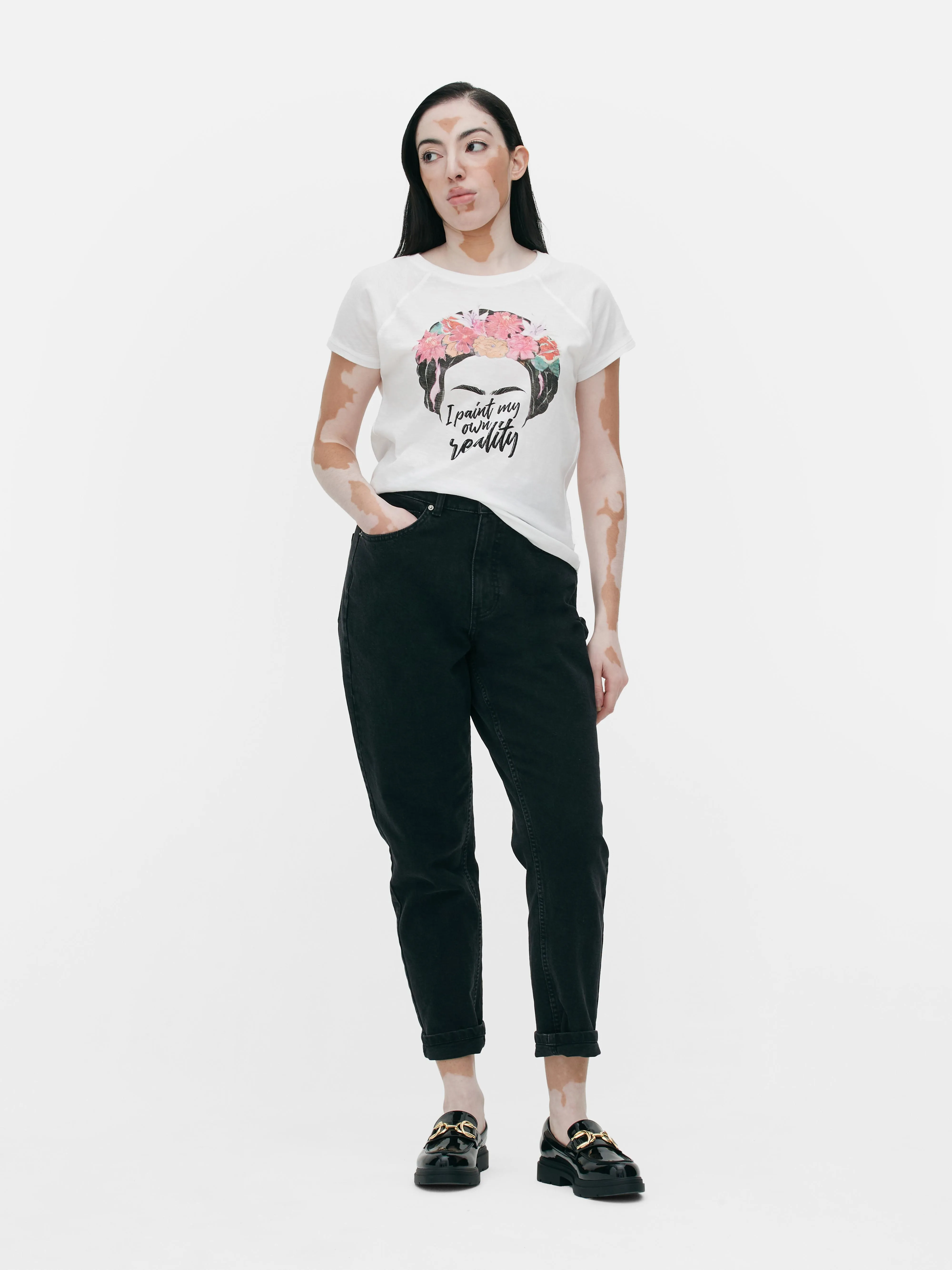 Camiseta con estampado gráfico de Frida Kahlo