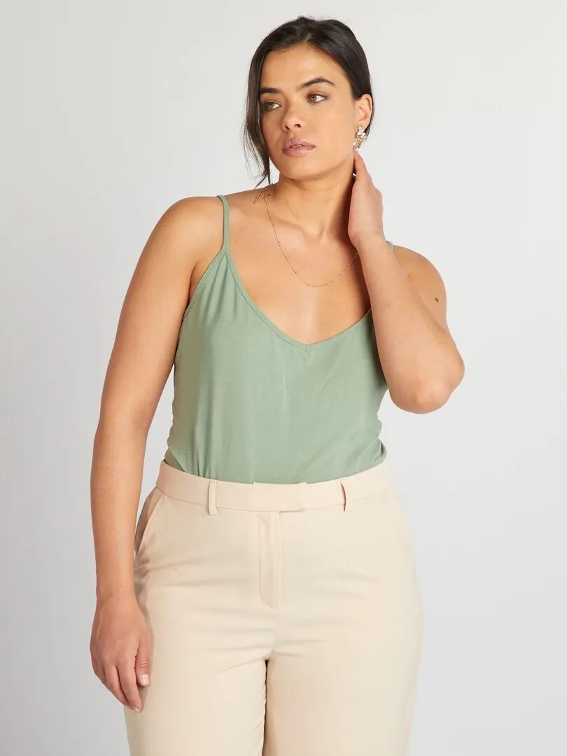 CAMISETA DE TIRANTES FINOS  VERDE