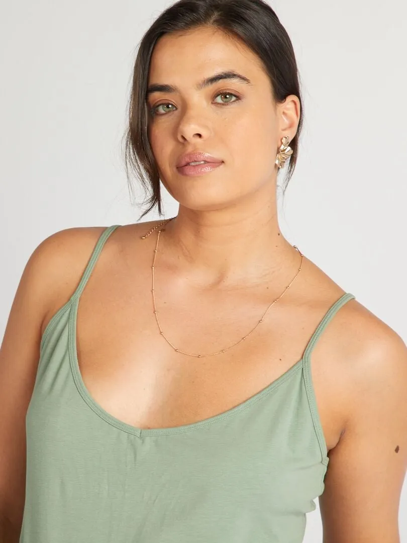 CAMISETA DE TIRANTES FINOS  VERDE