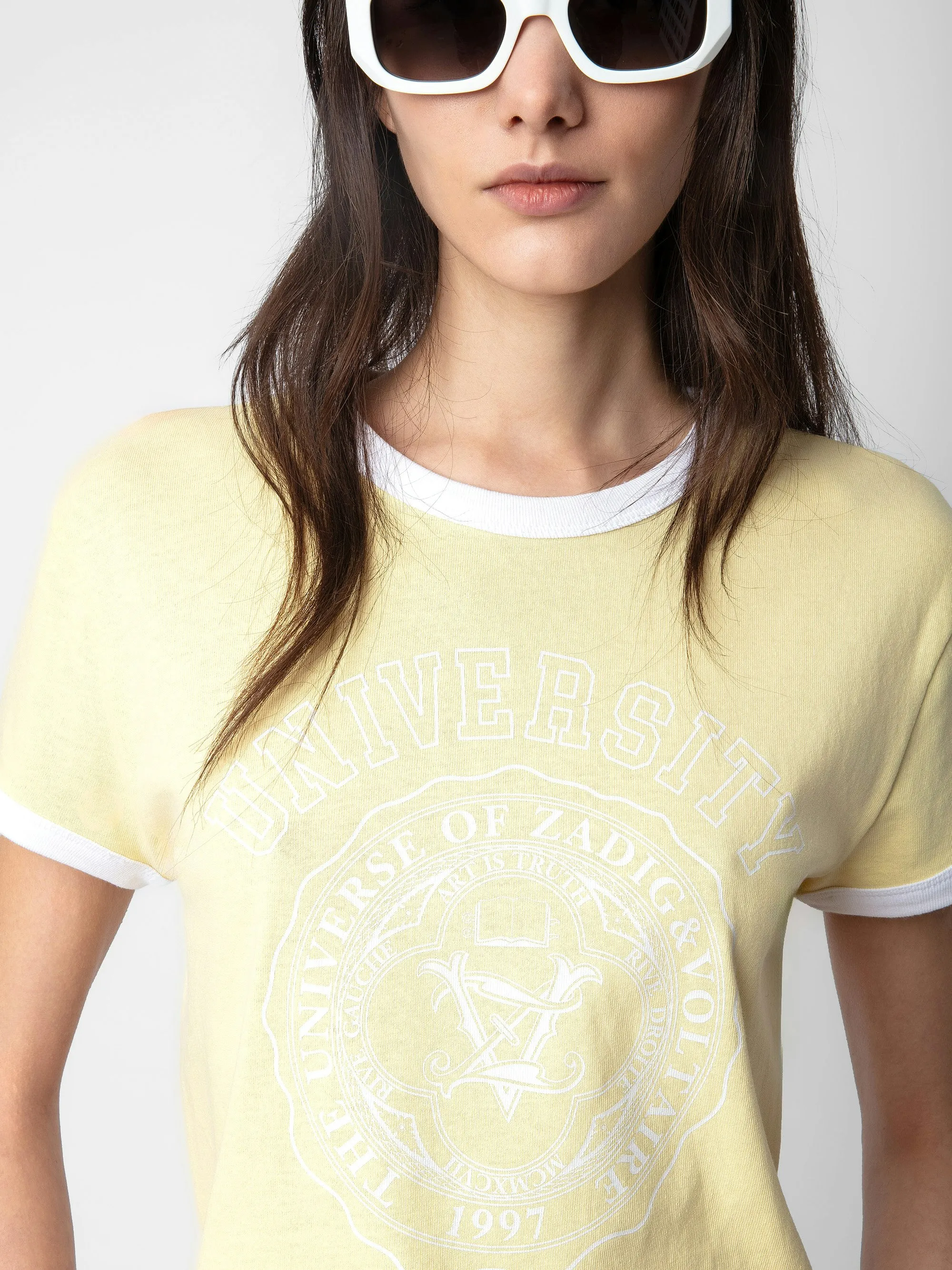 Camiseta Walk University