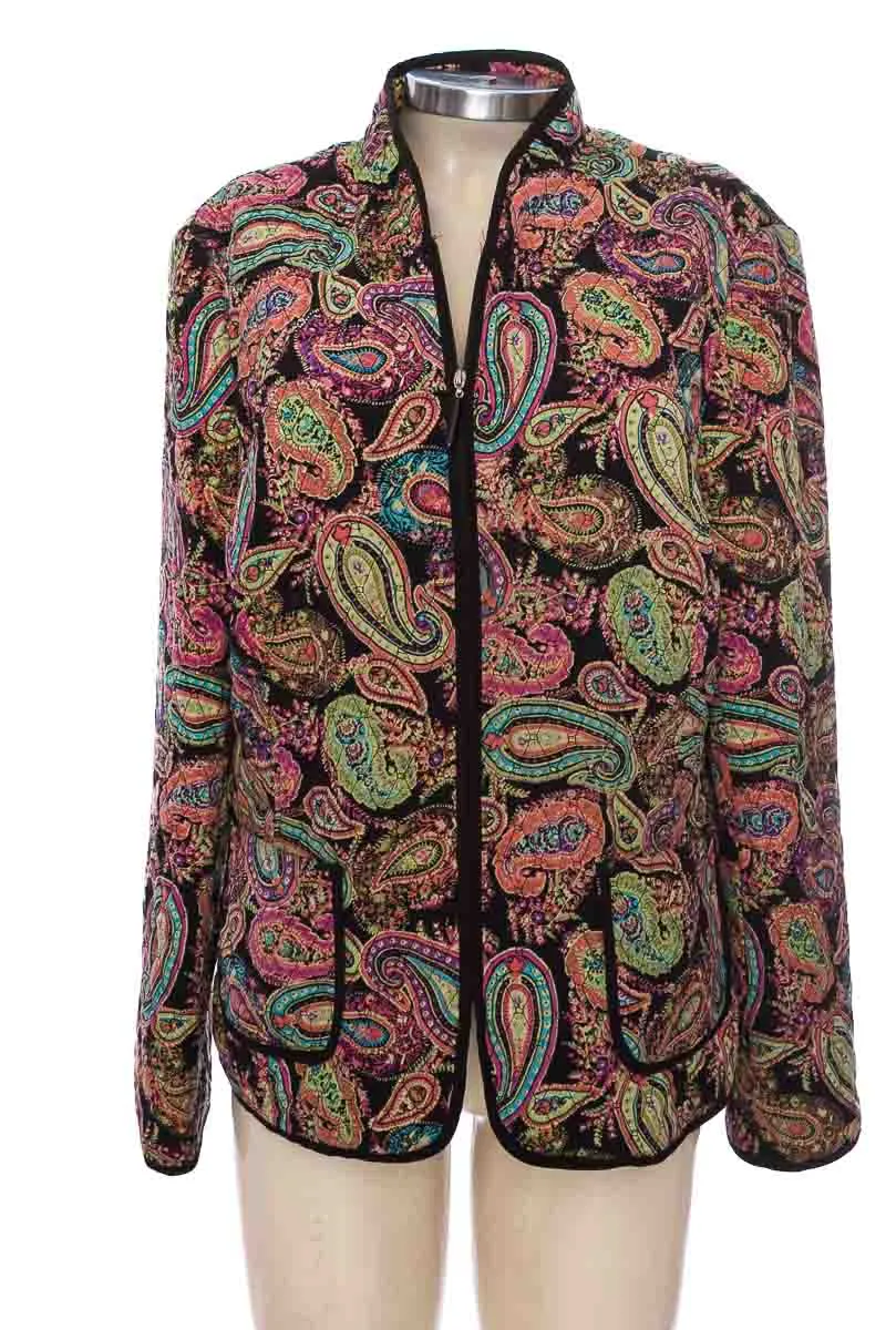 CHAQUETA / ABRIGO COLOR ESTAMPADO  REQUIREMENTS