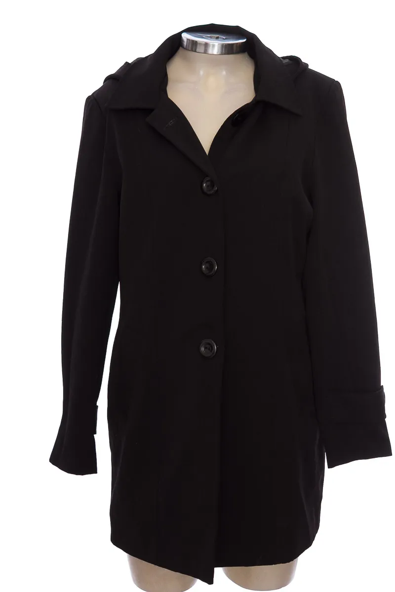CHAQUETA / ABRIGO COLOR NEGRO  CLOSEANDO
