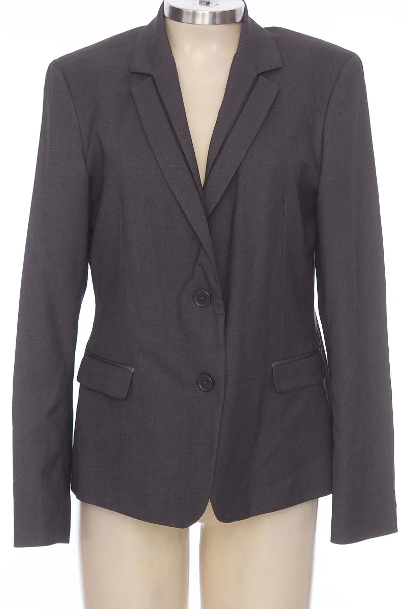 CHAQUETA / ABRIGO COLOR NEGRO  EVERFIT