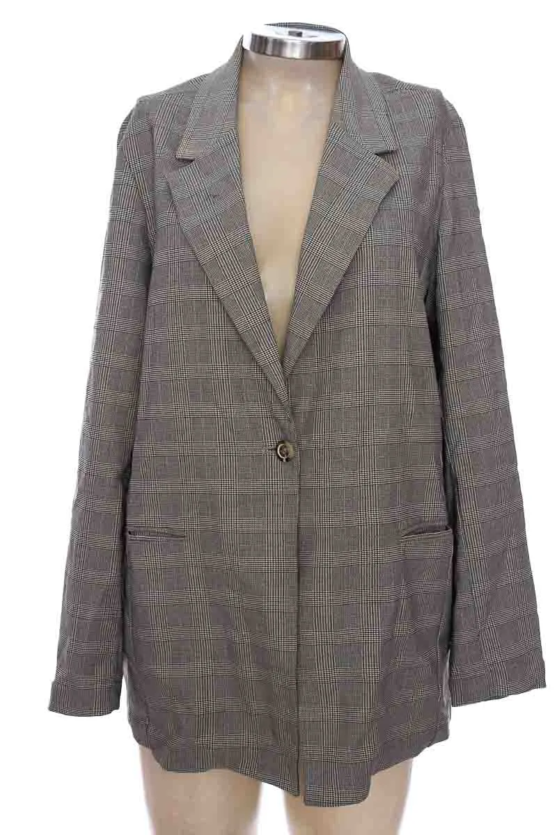 CHAQUETA / ABRIGO COLOR NEGRO  KOAJ