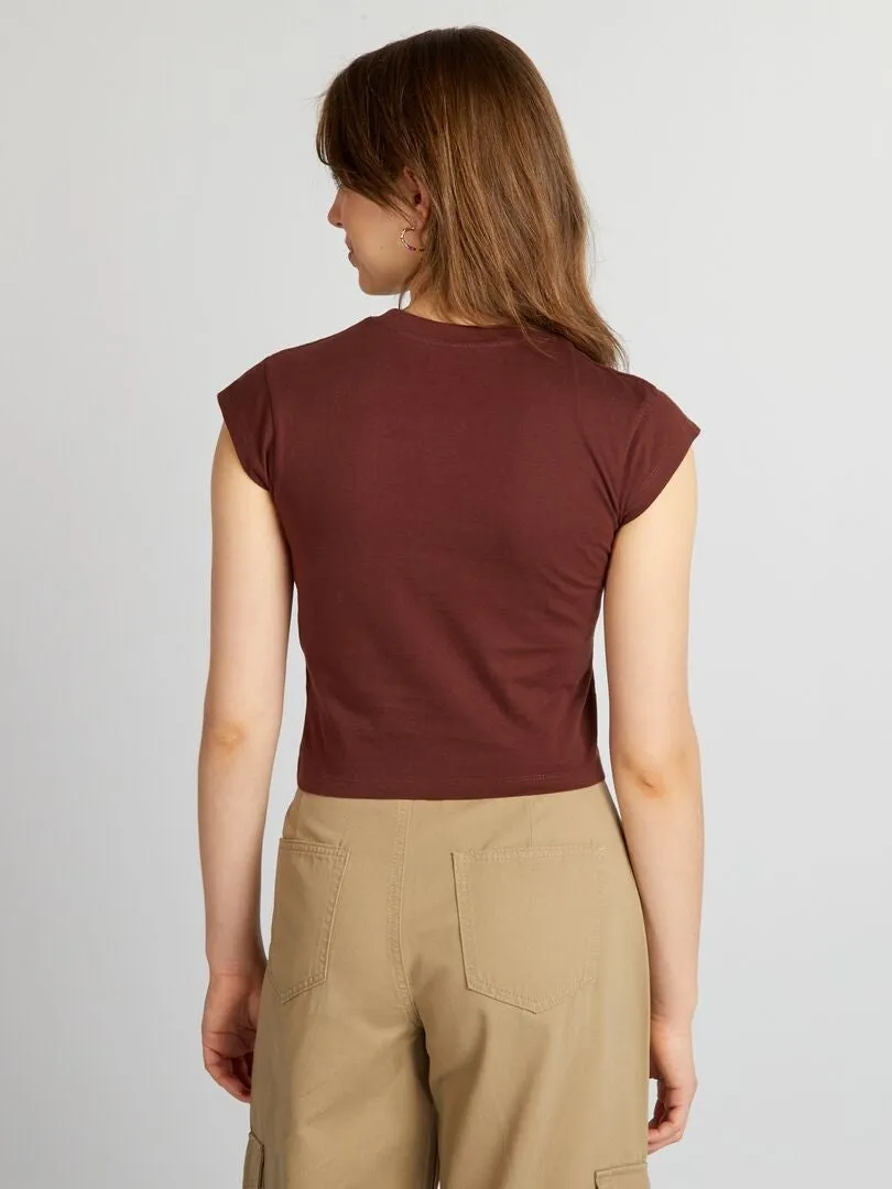 CROPTOP DE CUELLO REDONDO 'HARVARD'  ROJO