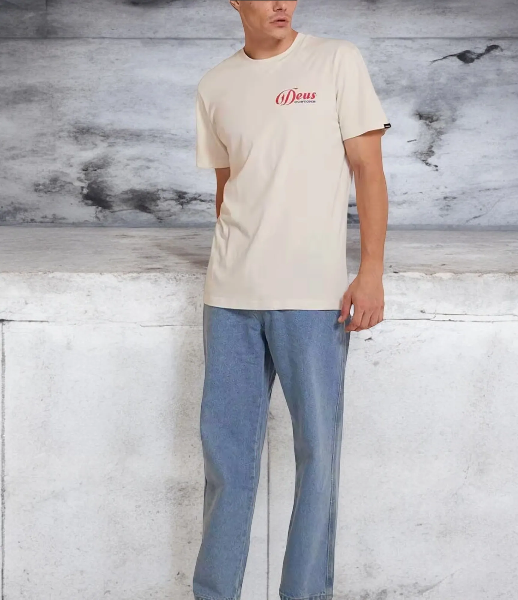 Deus Ex Machina – Camiseta Time taker vintage white