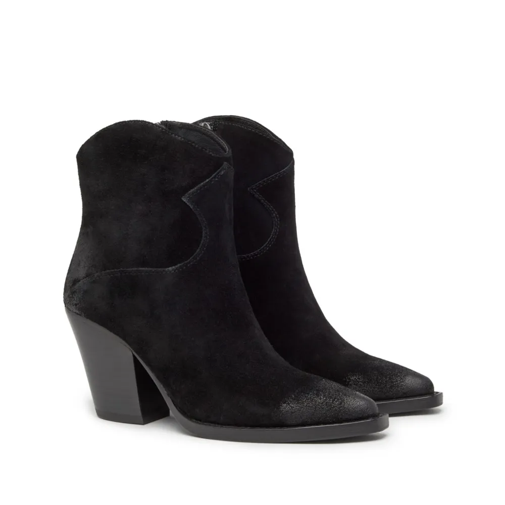 ETERNAL Baby Soft Black