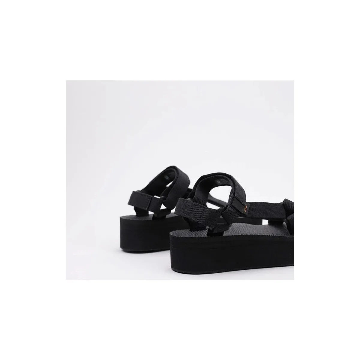 Flatform Universal