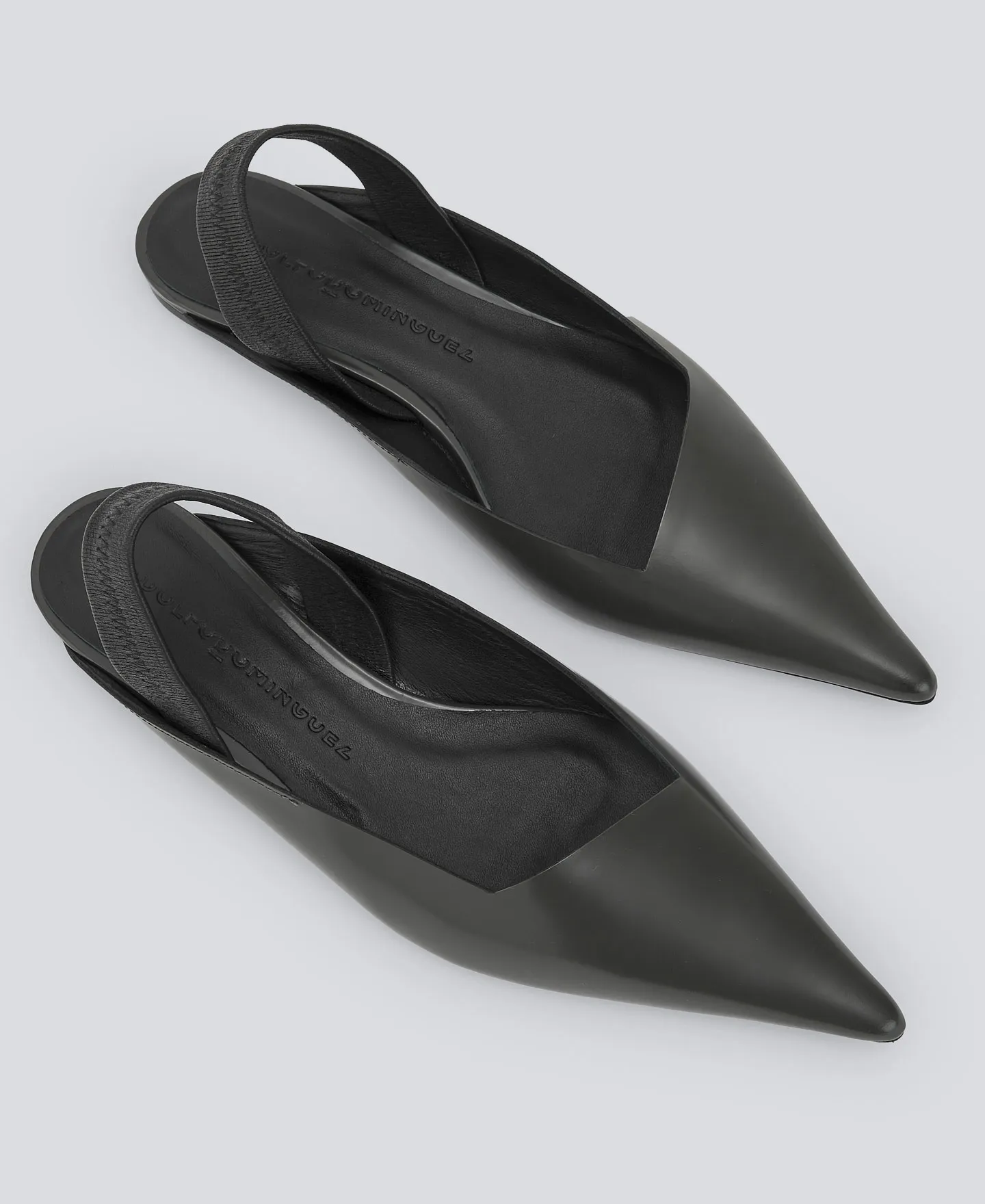 Grey responsible leather shoe woman