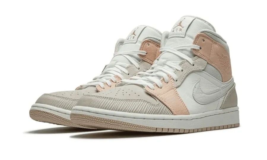 Jordan 1 Mid Milan