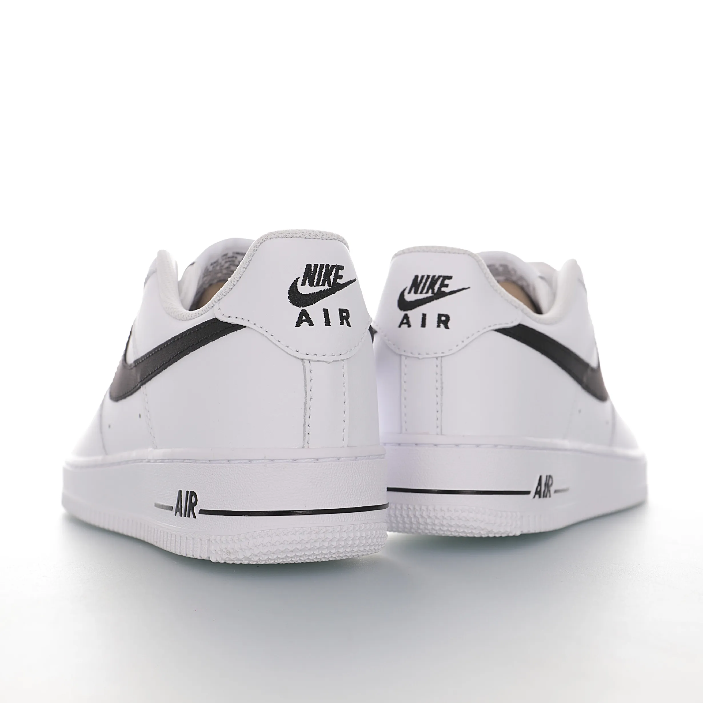 Nike Air Force 1 Low «White/Black”
