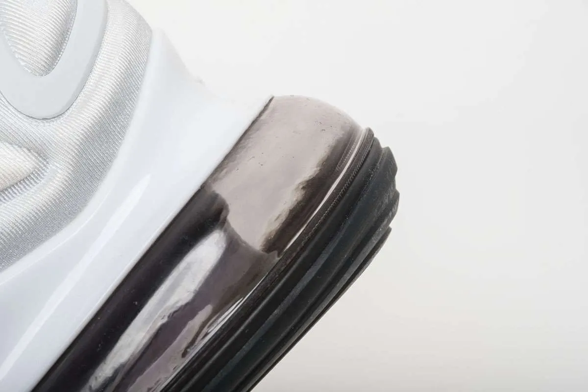 Nike Air Max 720 White/Black Logo