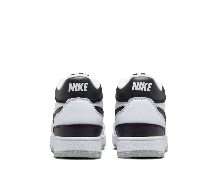 Nike Attack QS SP