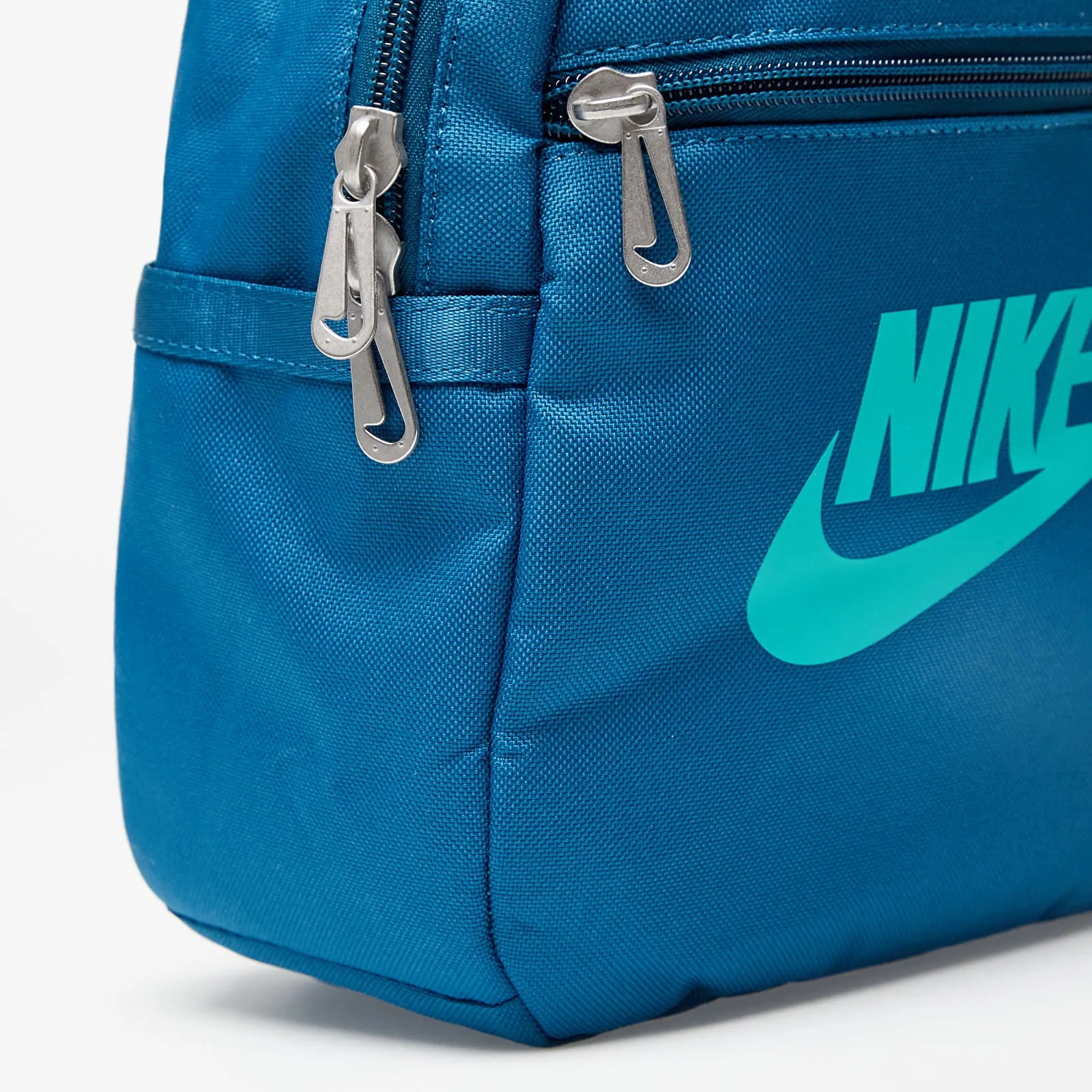 Nike Futura 365 Mini Backpack