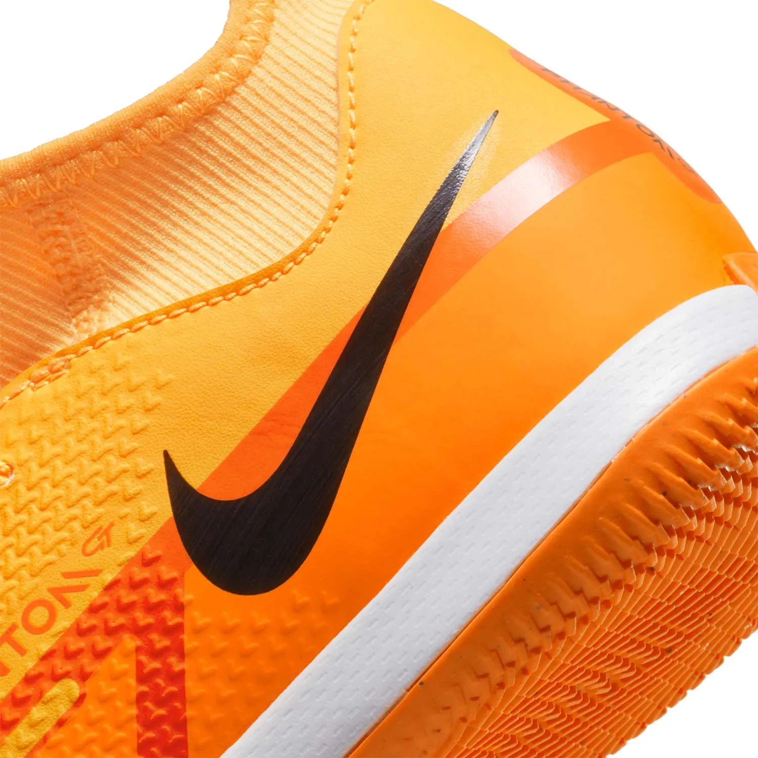 Nike Jr Phantom GT2 Academy DF IC