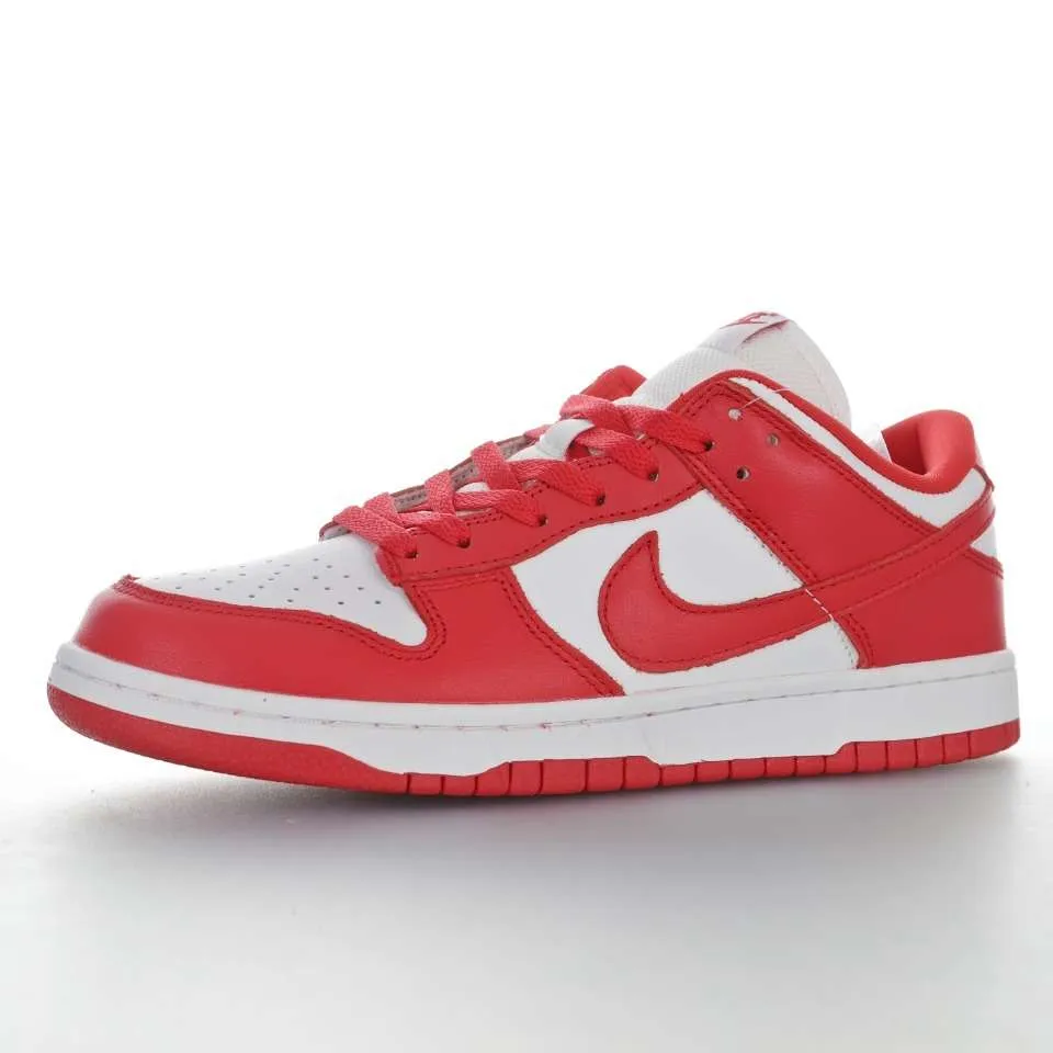 Nike SB Dunk Low «University Red»