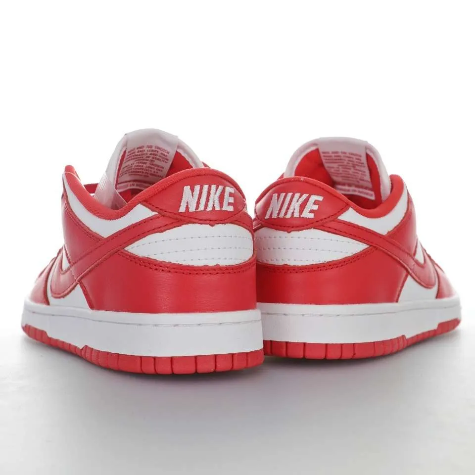 Nike SB Dunk Low «University Red»