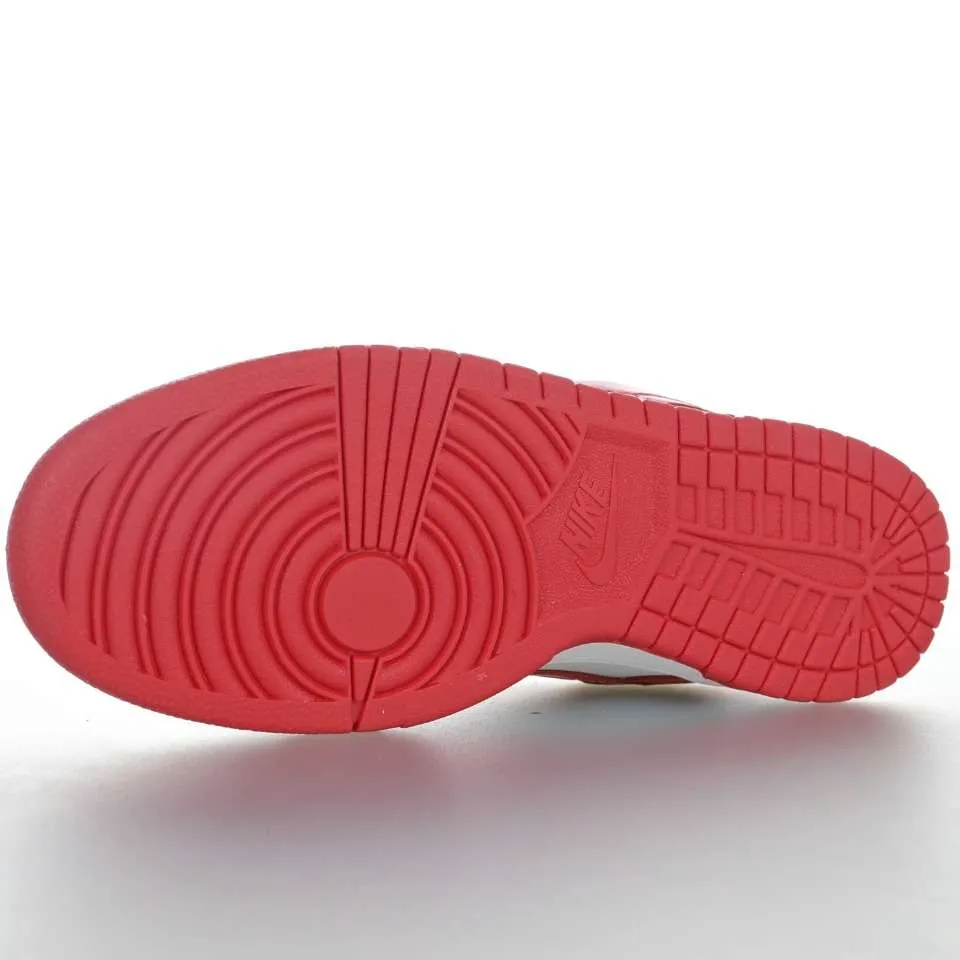 Nike SB Dunk Low «University Red»