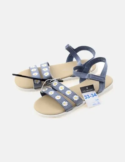 Primark Sandalia azul bordados