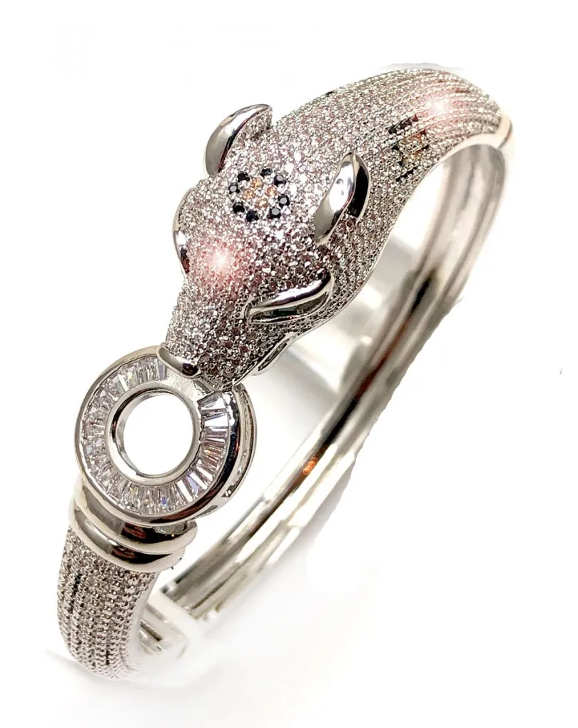 PULSERAS PLATEADAS CON FABULOSA CABEZA FELINA UN CLASICO