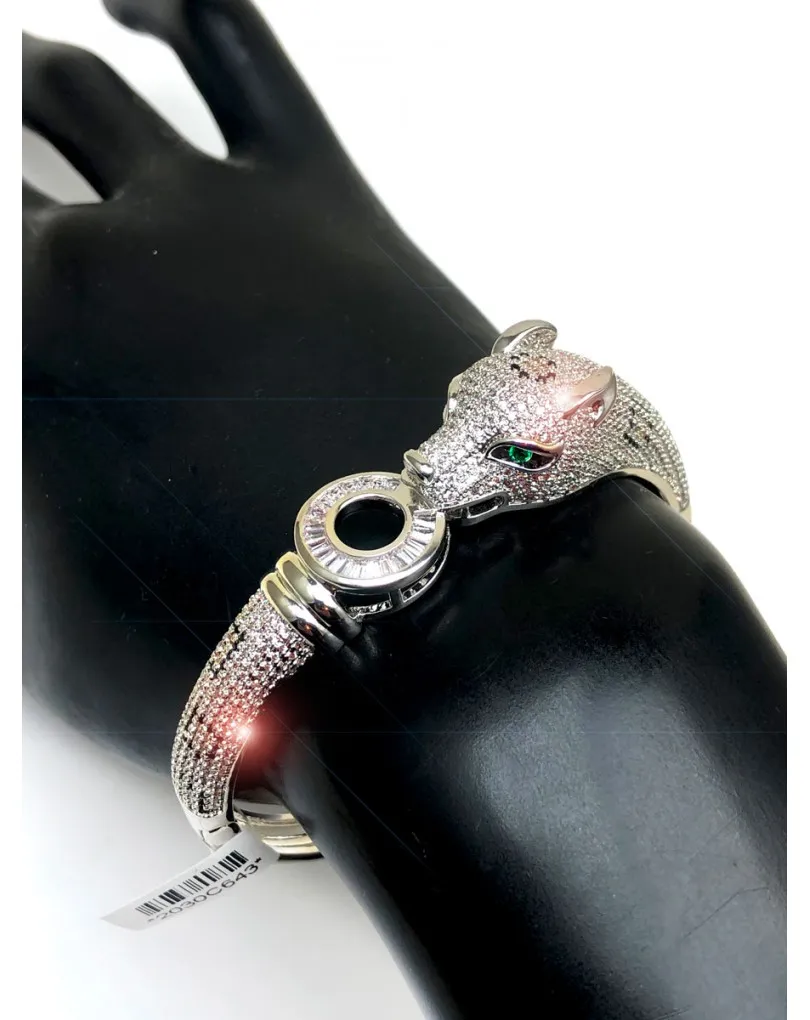 PULSERAS PLATEADAS CON FABULOSA CABEZA FELINA UN CLASICO