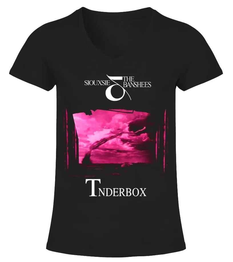 RK80S331BK. SIOUXSIE AND THE BANSHEES  TINDERBOX CAMISETA CUELLO PICO MUJER