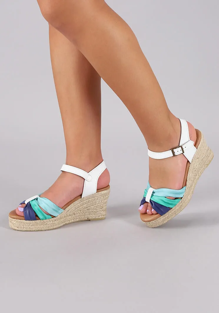 Sandalia Cuero Adriana Azul
