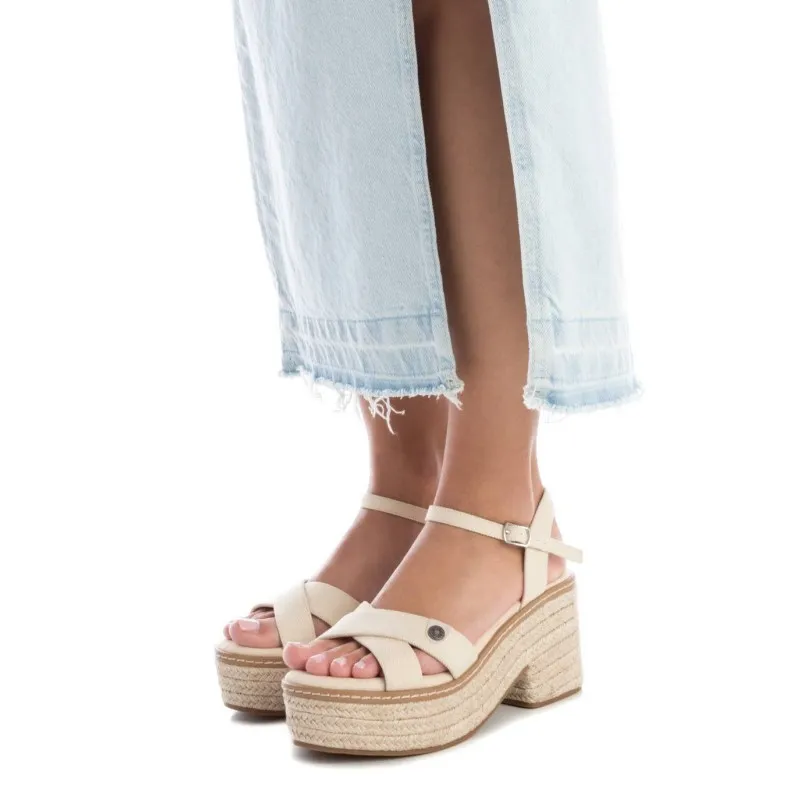 Sandalia de mujer REFRESH 171932 Beige