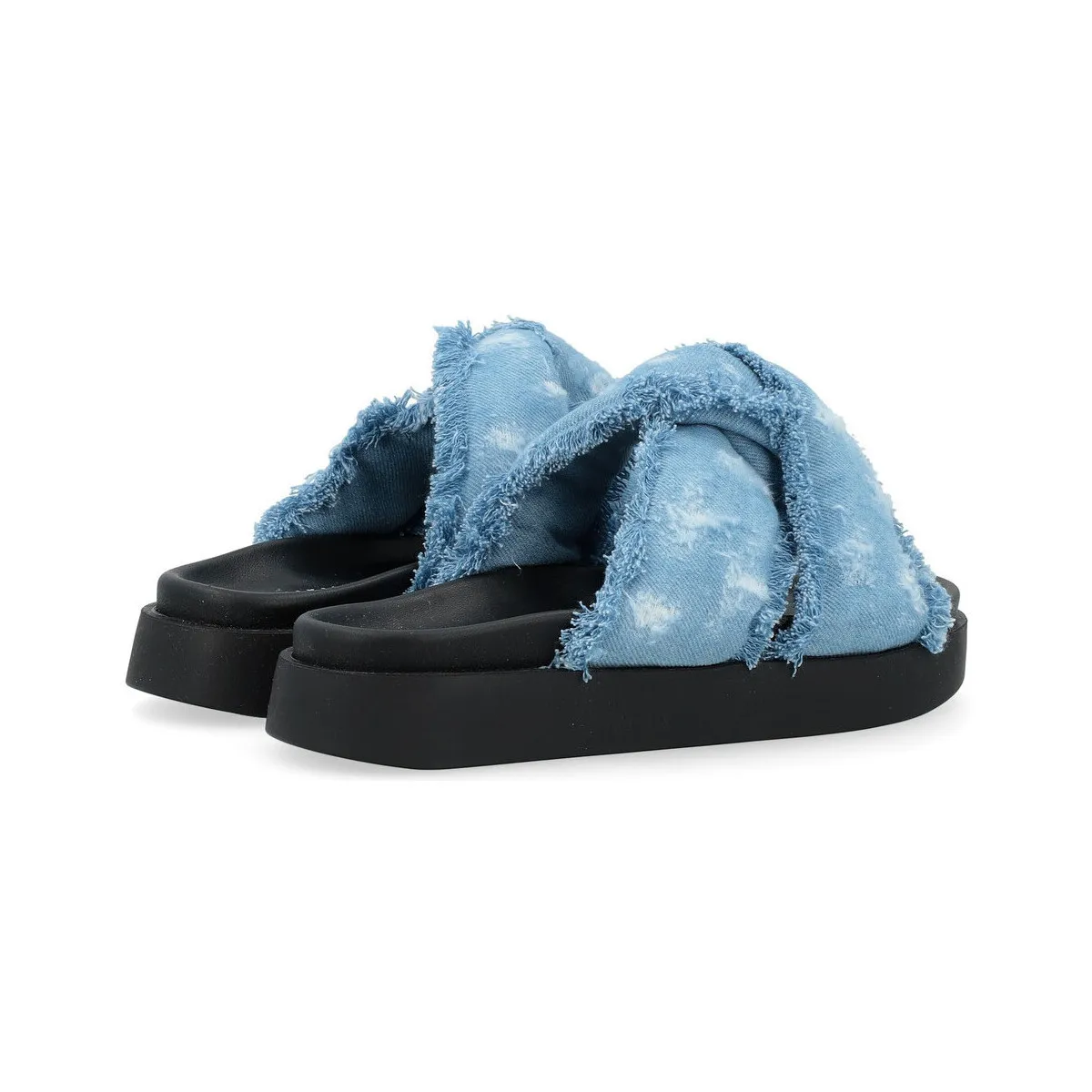 Sandalia en denim azul claro
