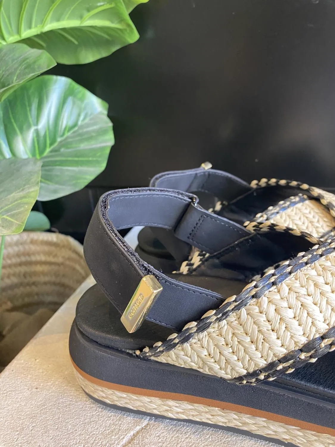 Sandalia Plataforma Gioseppo Odrie 71052 Negro