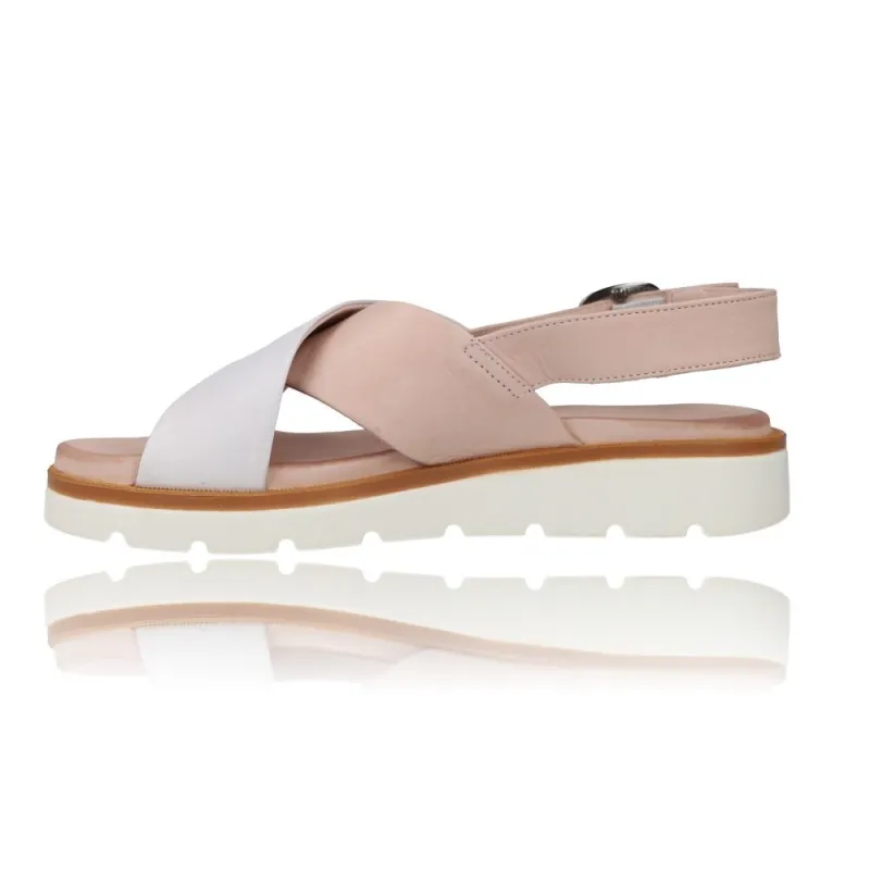 Sandalias con Cuña de estilo Urbano para Mujer de Carmela 160758
