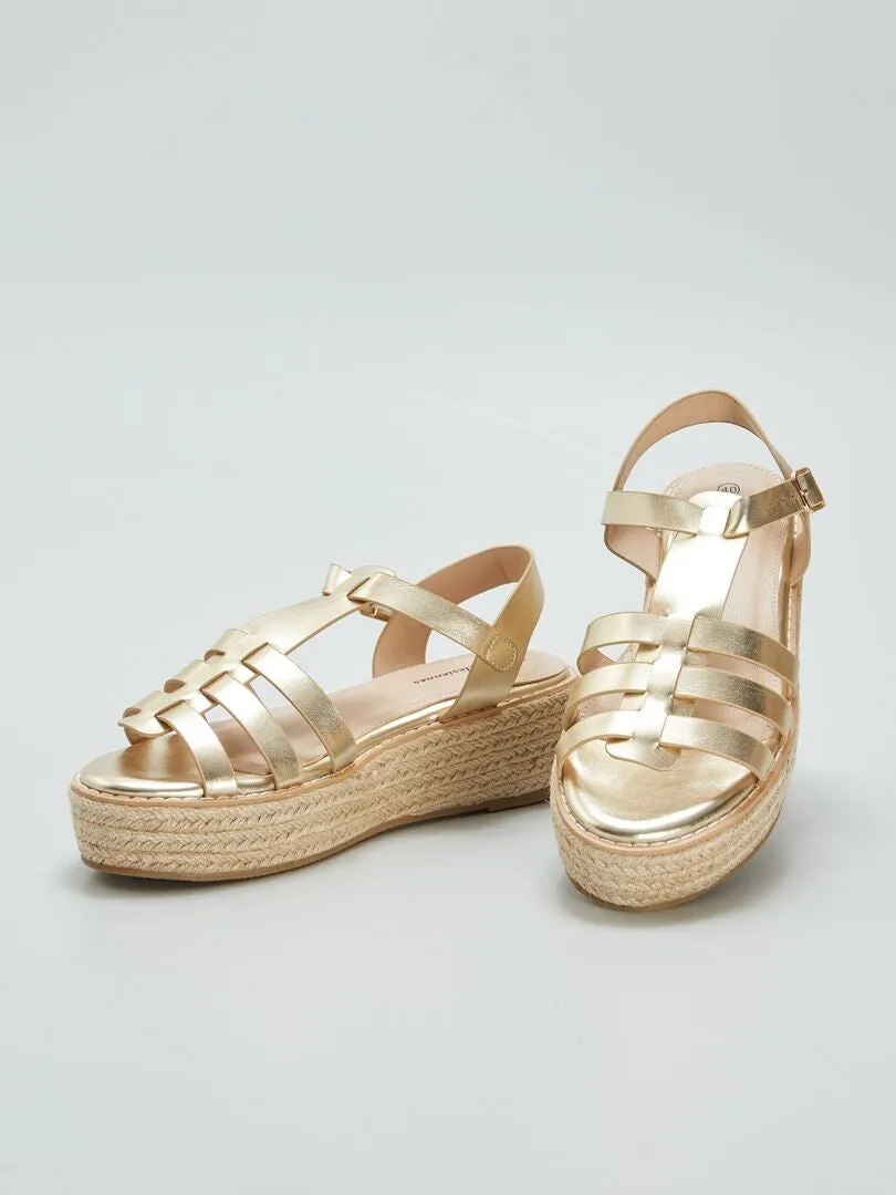 SANDALIAS CON PLATAFORMA  BEIGE