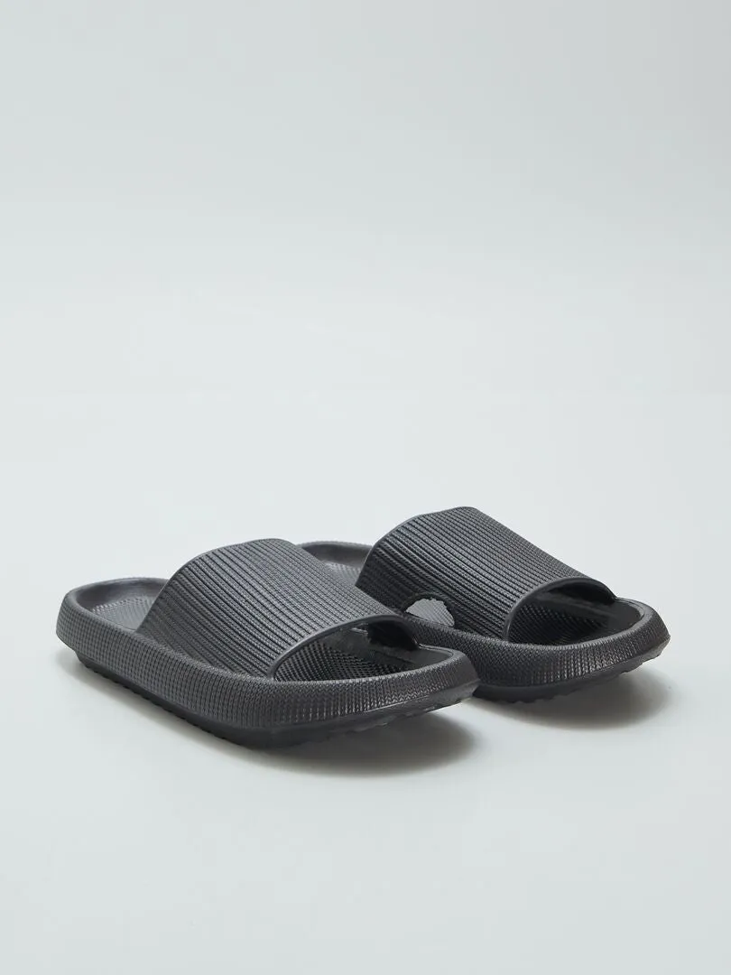 SANDALIAS DE PLáSTICO MOLDEADO  NEGRO