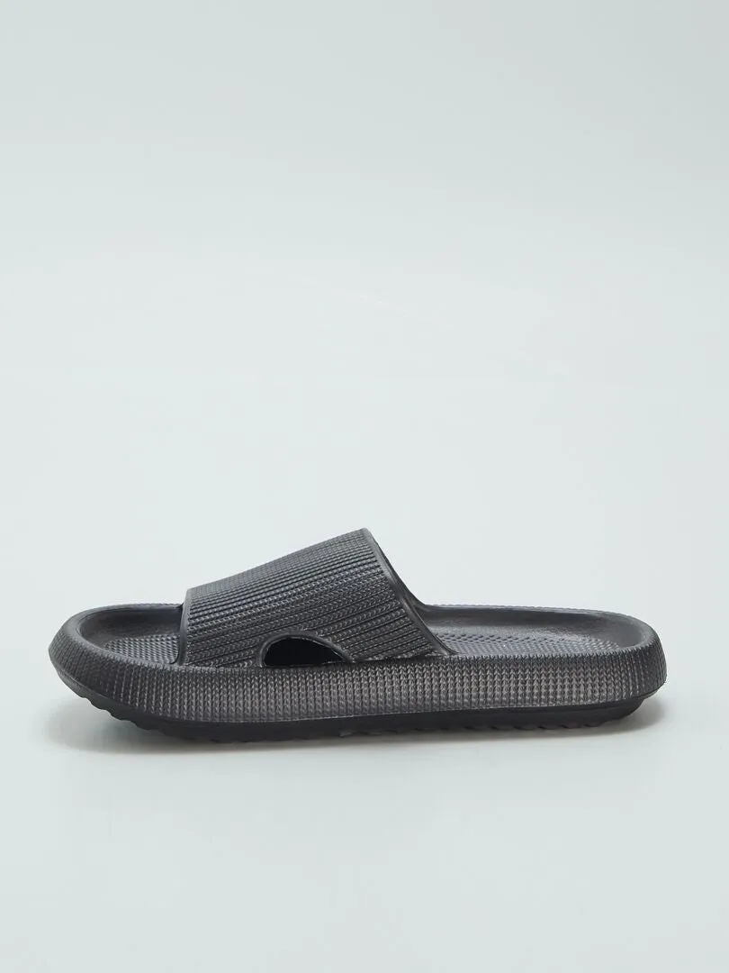SANDALIAS DE PLáSTICO MOLDEADO  NEGRO