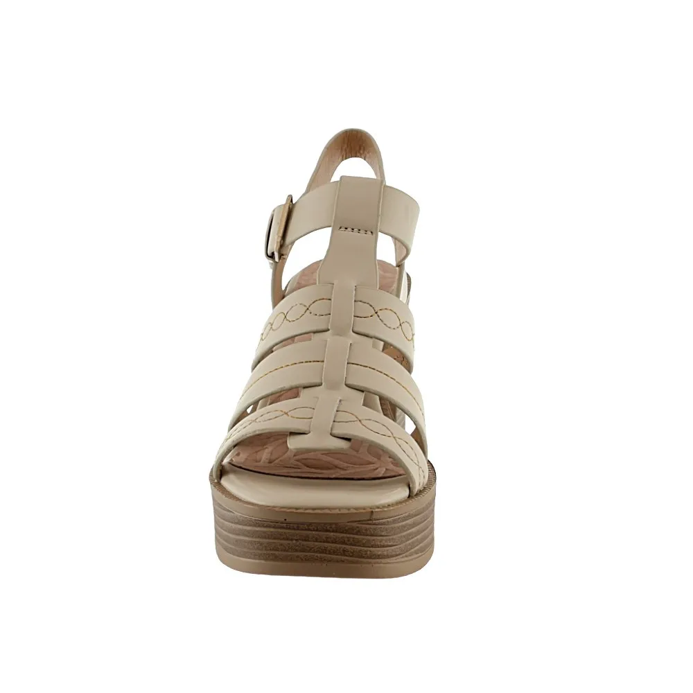 Sandalias Mustang 53384 Beige