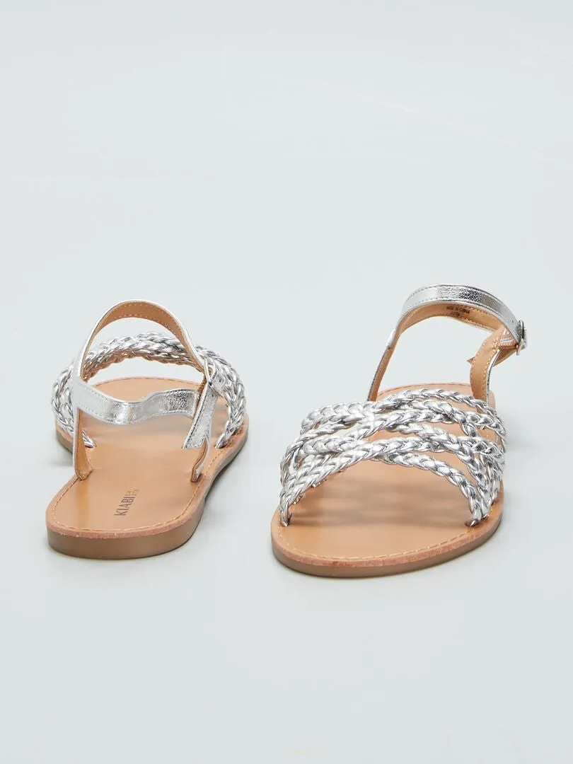 SANDALIAS PLANAS CON TIRAS TRENZADAS  GRIS