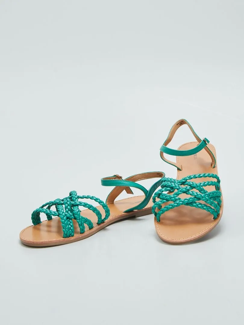 SANDALIAS PLANAS CON TIRAS TRENZADAS  VERDE