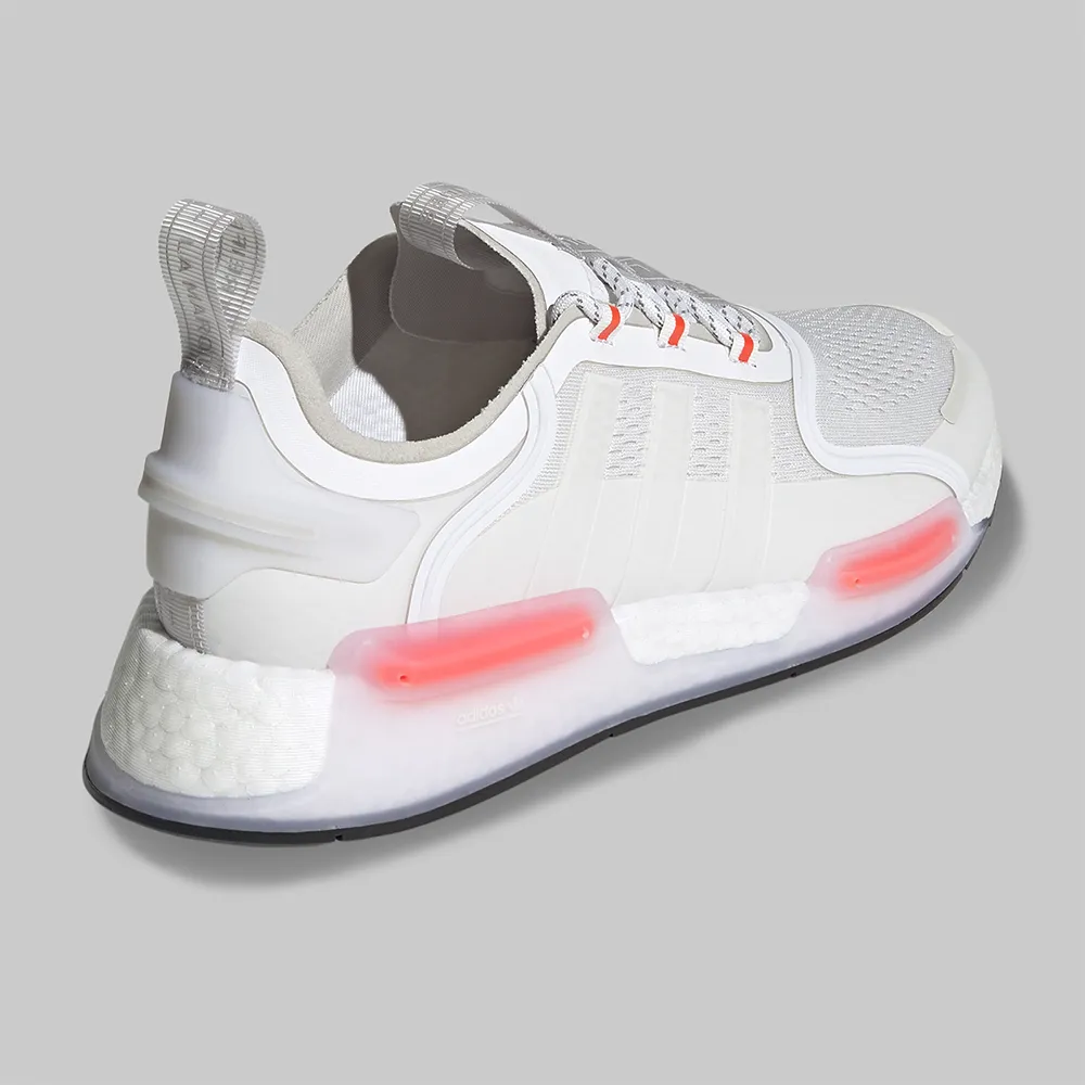 Tenis adidas NMD_V3 Hombre